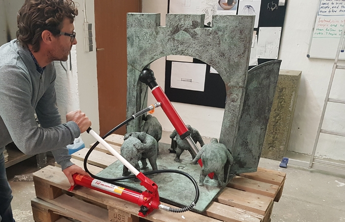Opretning med hydraulik
