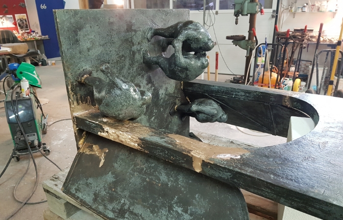 Skulptur efter opsvejsning og ciselering